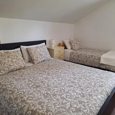 Cantinho Do Mel كاسترو دير